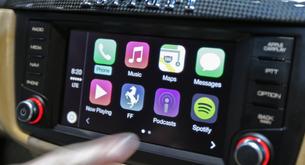 La primera Ferrari con Apple CarPlay